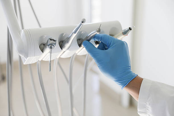 Professional Emergency Dentist technician working in Coal County County, OK